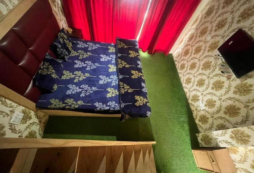 Семейный Номер, Dak Bangla Cottages