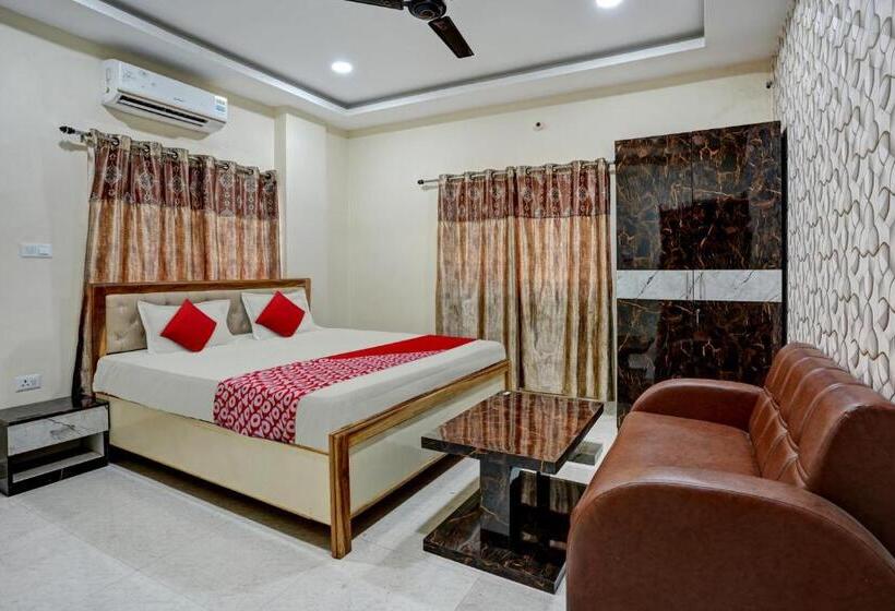 Номер Стандарт, Oyo Flagship Hotel Luxury Inn