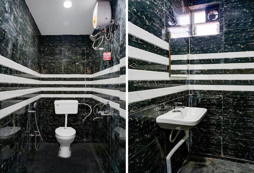 Трехместный Номер Классика, Collection O Casa Inn