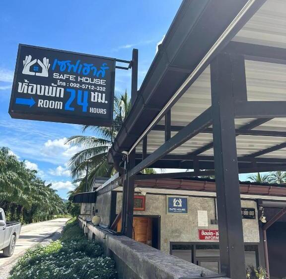 Семейный Номер Вид на Горы, Phangnga Save House   เซฟเฮาส์พังงา