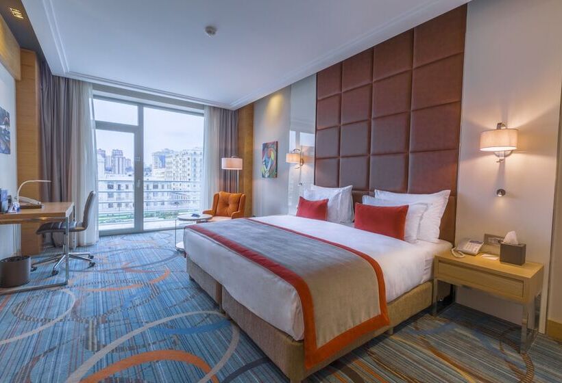جناح إدارى, Movenpick Winter Park Baku