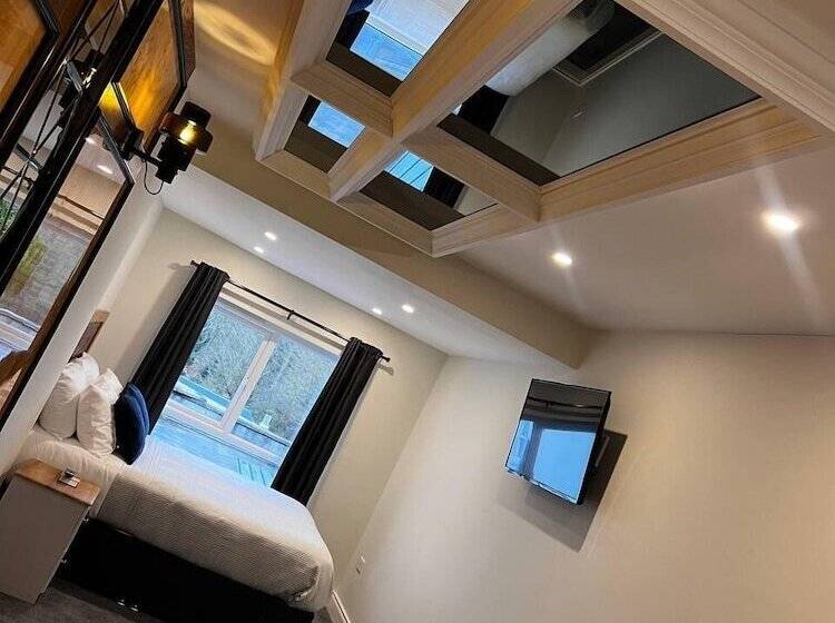 Номер Deluxe, 53 Luxury Accommodation