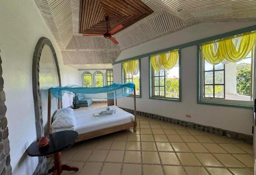 Номер Deluxe Вид на Море, Liberty S Community Lodge And Diving