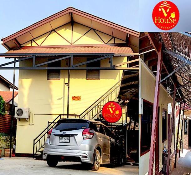 اتاق استاندارد با بالکن, V House