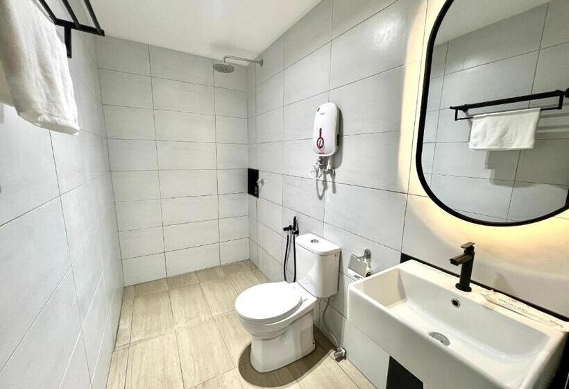 デラックススイート, Urban Inn, Serai Wangi