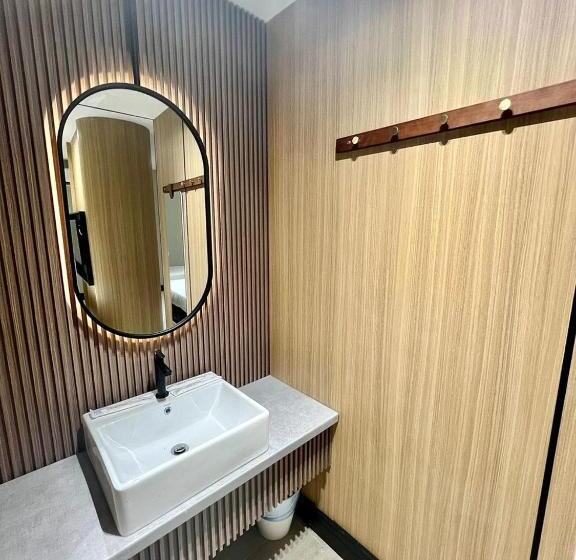 エクゼクティブスイート, Urban Inn, Serai Wangi