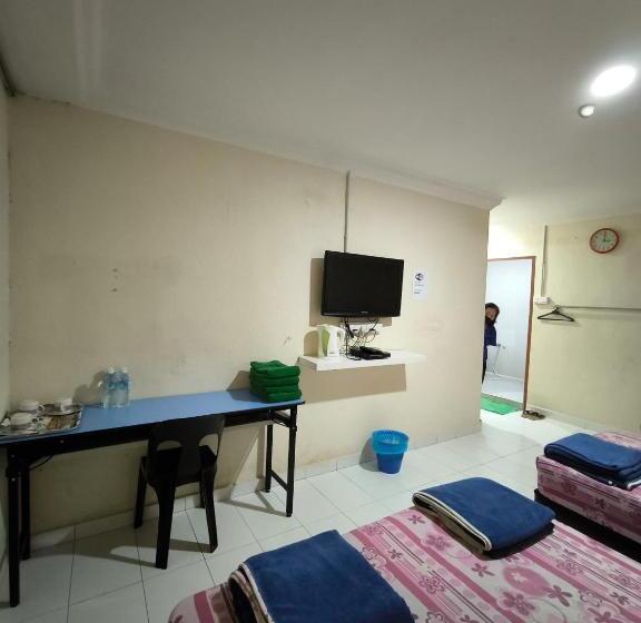 Family Suite, Oyo 90895 Hotel Ikia