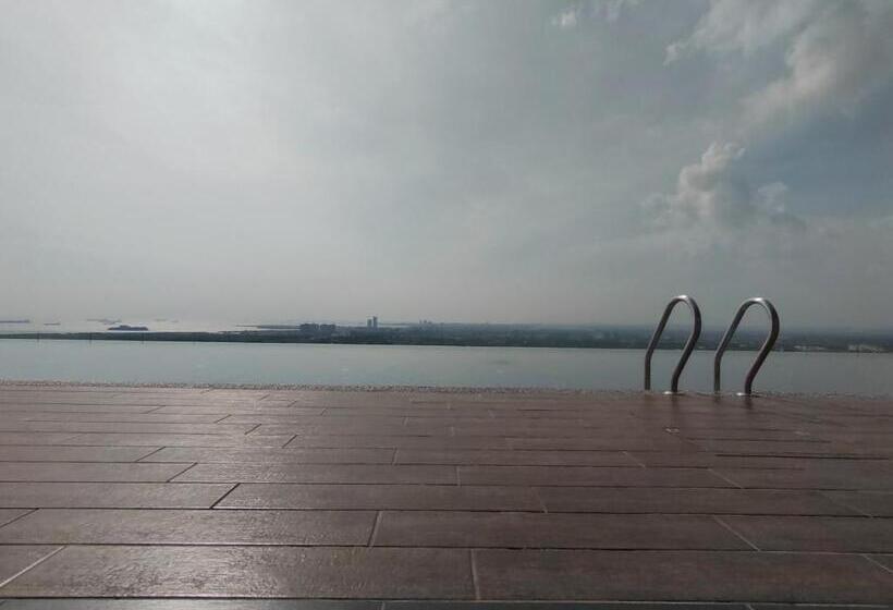 آپارتمان 1 خوابه با بالکن, Mykeythe Quartz A 06 03a Melaka City