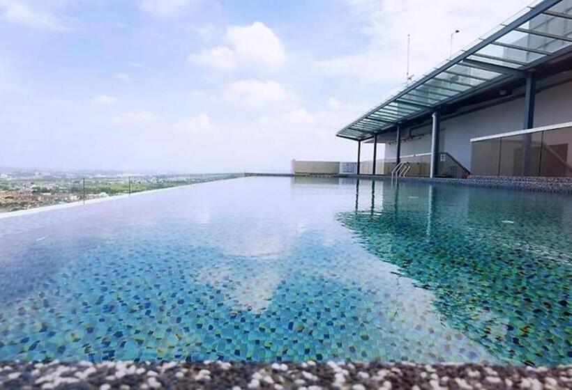 آپارتمان 1 خوابه با بالکن, Mykeythe Quartz A 06 03a Melaka City