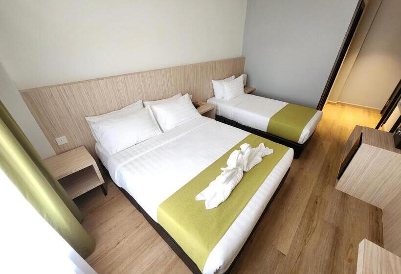Номер Стандарт Трехместный, Marudu Inn