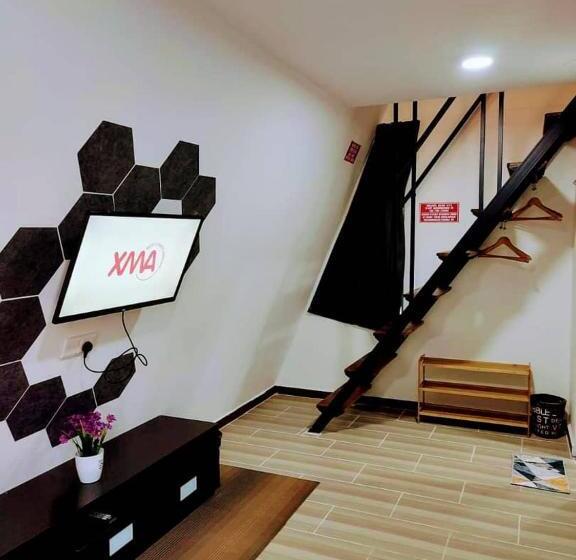 Семейный Номер, Red Triangle Cottage Roomstay