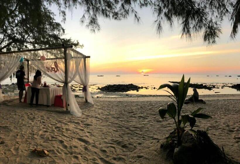 اتاق استاندارد, Dumba Bay Tioman