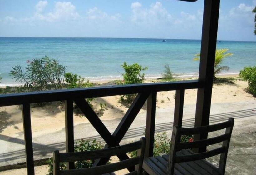 اتاق لوکس با چشم‌انداز دریا, Dumba Bay Tioman