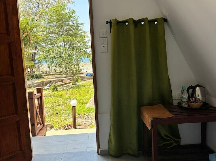 اتاق استاندارد, Dumba Bay Tioman