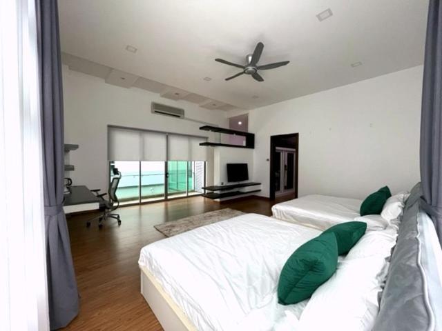Номер Стандарт, Teluk Cempedak Seventh Haven