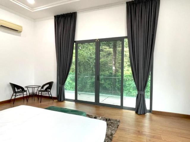 Президентский Люкс, Teluk Cempedak Seventh Haven