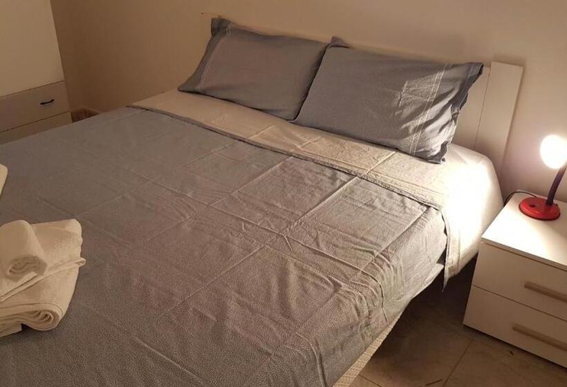 آپارتمان 1 خوابه, Case Vacanze A Torre San Giovanni