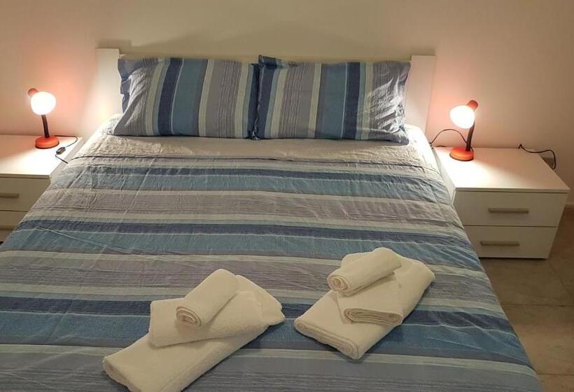 آپارتمان 1 خوابه, Case Vacanze A Torre San Giovanni