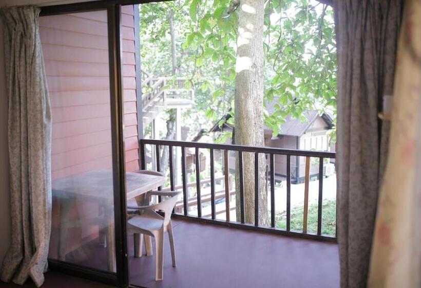 اتاق استاندارد با سرویس بهداشتی مشترک, D Rock Garden Resort