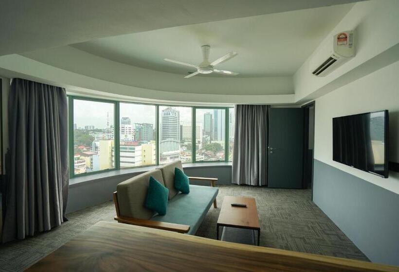 Family Suite, Z