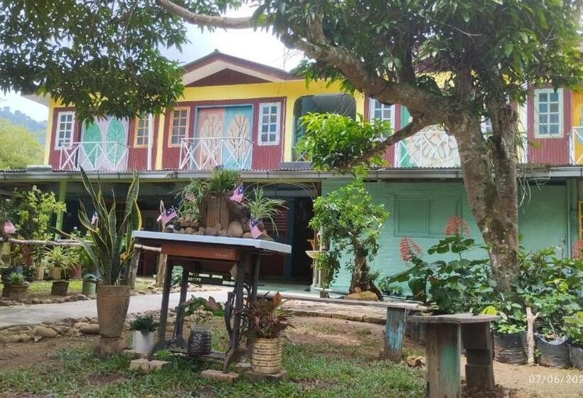 Quarto Estandar Vista Jardim, Fatehah Inn