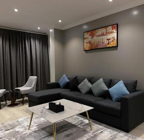 سوئیت 2 خوابه, Art Suite