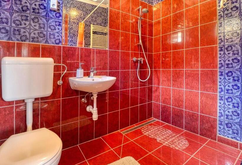 Четырехместный Номер Стандарт, Vincze Villa Vendégház