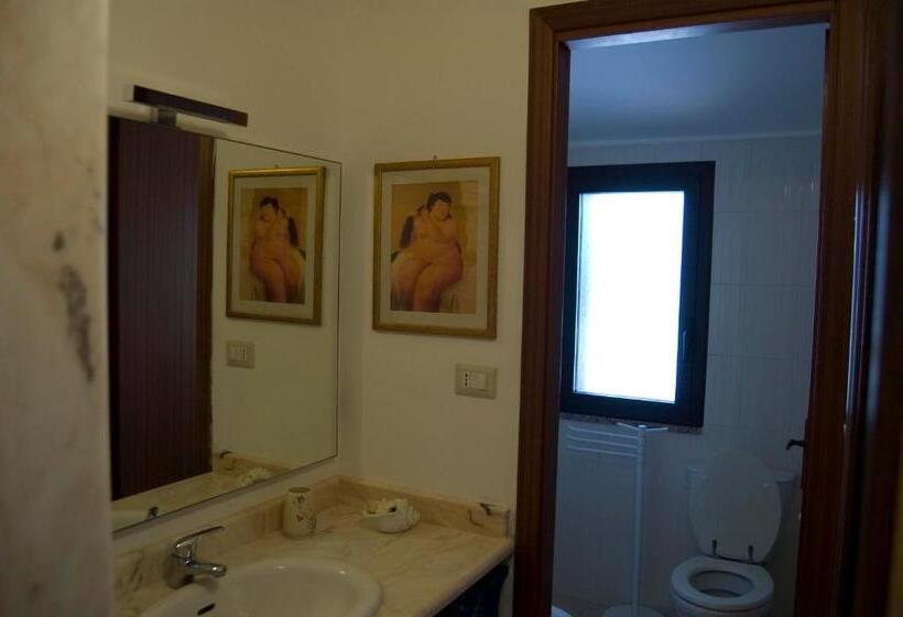 Номер Стандарт, B&b Cactus