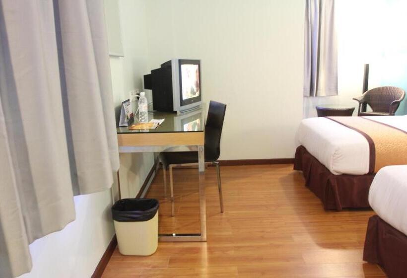 Семейный Номер Deluxe, Td Lodge Kota Belud