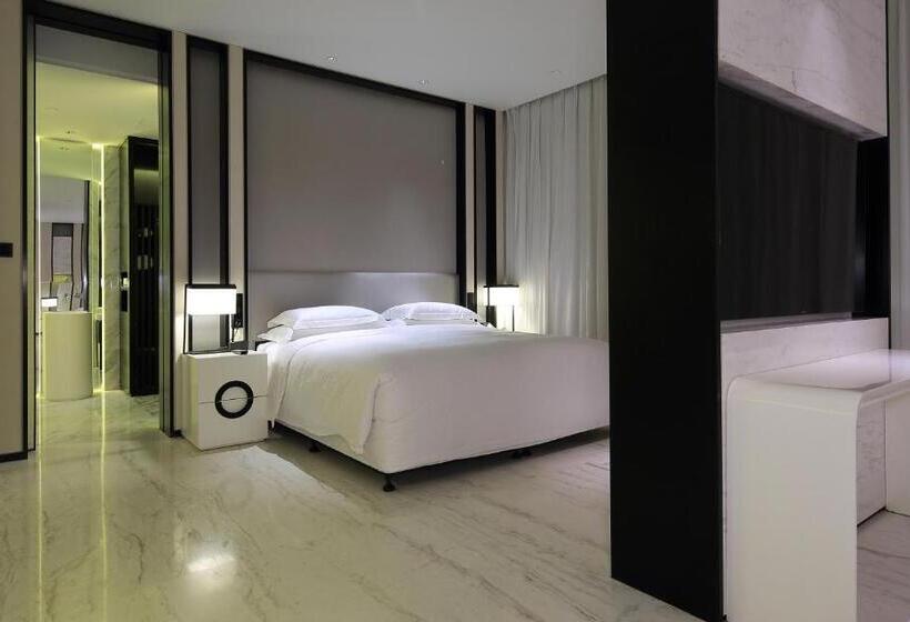 سوییت لوکس, Wuhan Ziyuan
