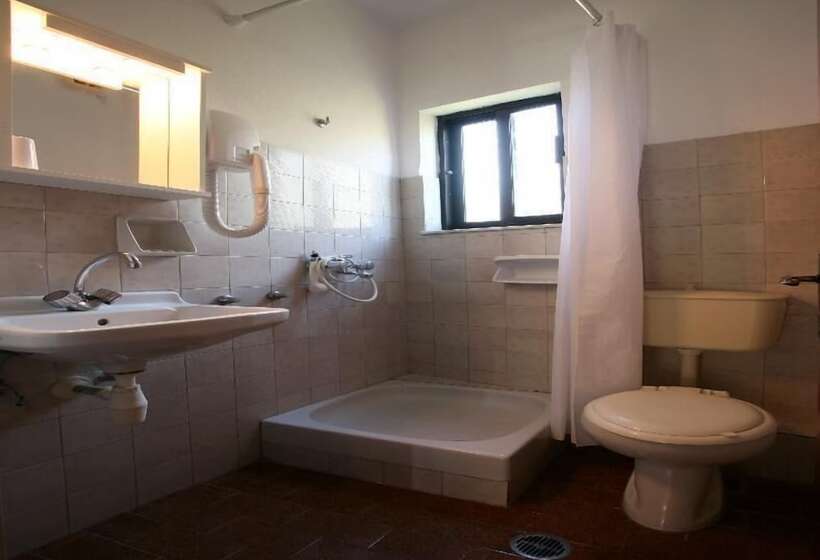 آپارتمان 2 خوابه, Alexis Apartments Benitses