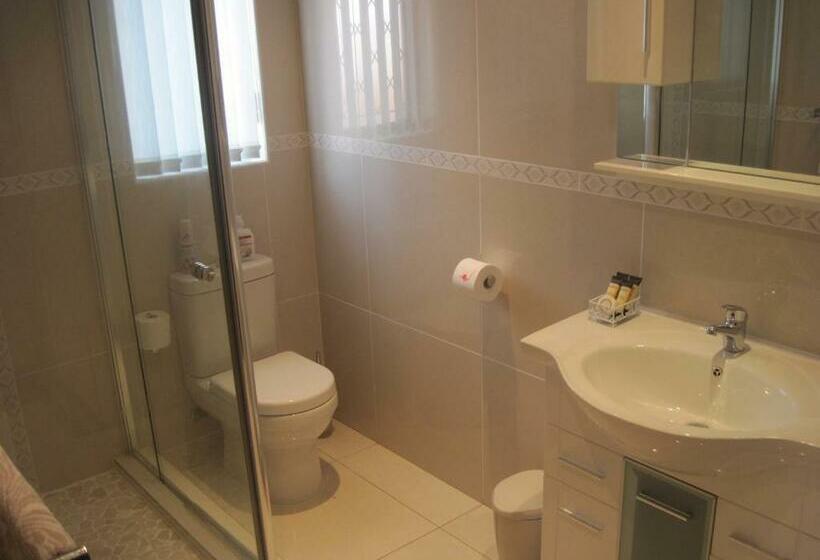 اتاق استاندارد, Swallows Nest B&b