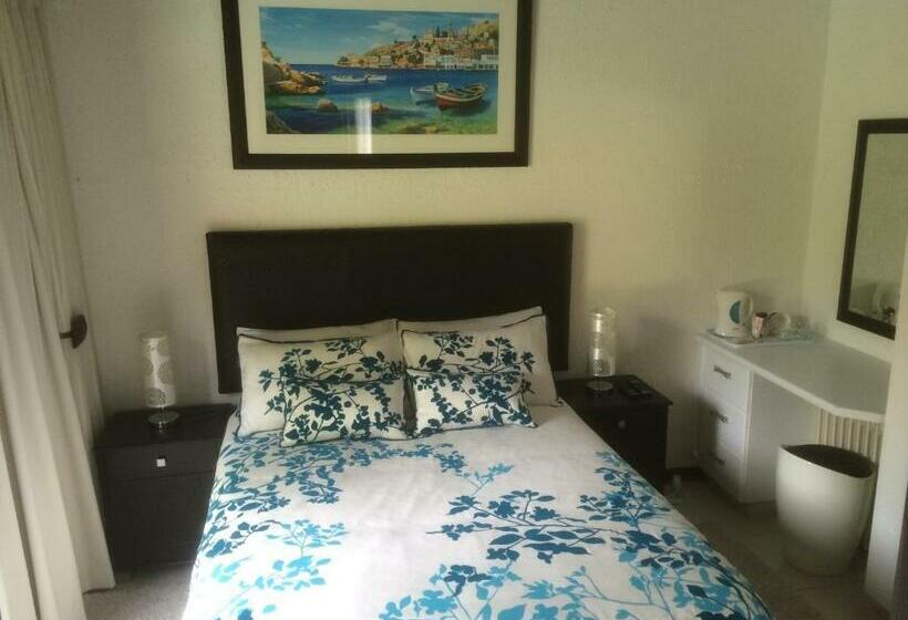اتاق استاندارد, Swallows Nest B&b