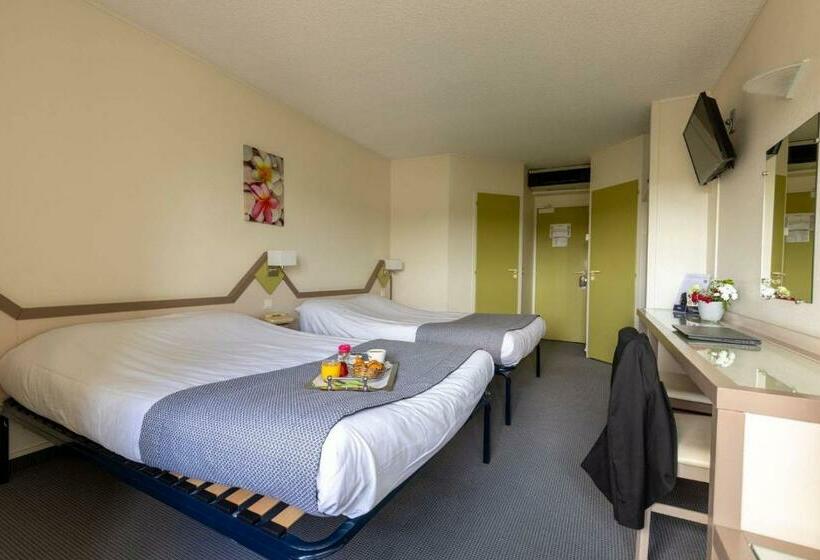 Четырехместный Номер Стандарт, Abor Hôtel, Mont De Marsan