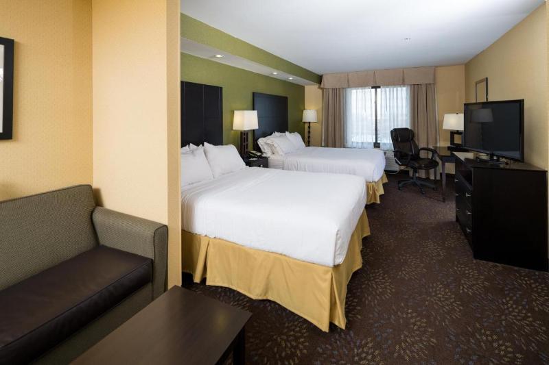 Люкс Адаптированный для Инвалидов, Holiday Inn Express Troy, An Ihg