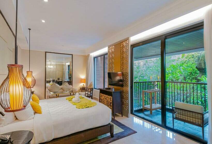 Номер Premium Вид на Бассейн, Jambuluwuk Oceano Seminyak