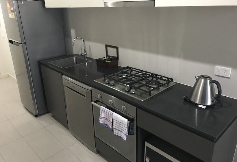 آپارتمان 2 خوابه, Winston Apartments