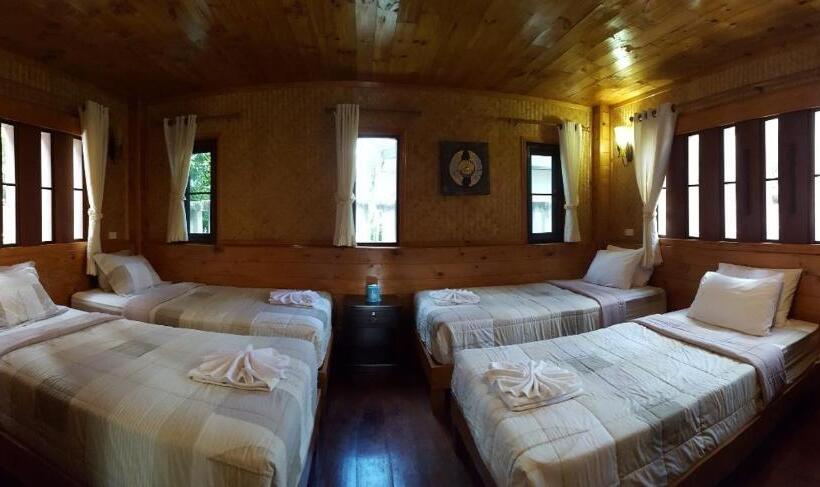 Четырехместный Номер Стандарт, Baan Soontree Resort