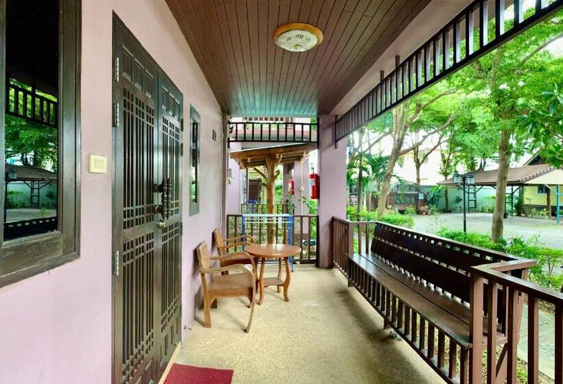Четырехместный Номер Стандарт, Baan Soontree Resort