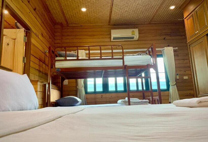 Семейное Бунгало, Baan Soontree Resort