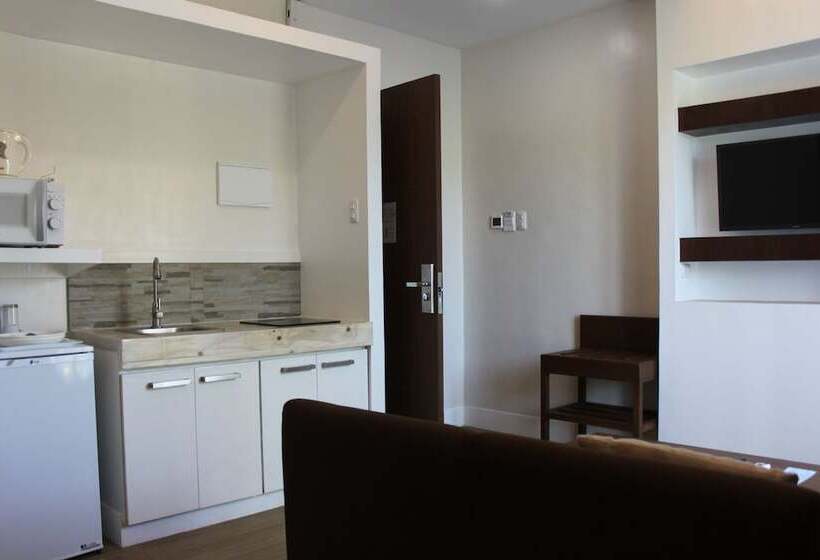주니어 스위트, The Reef Hotel And Residences
