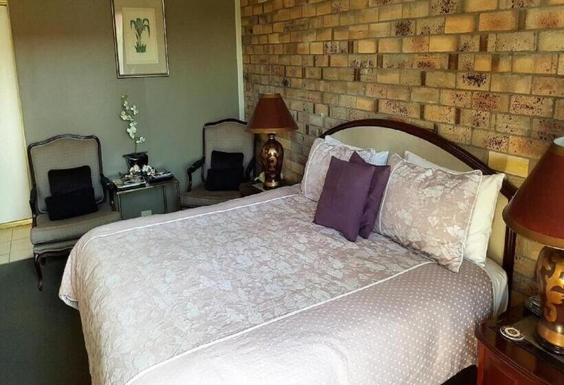 Номер Deluxe Кровать Кинг, Centre Point Midcity Motor Inn