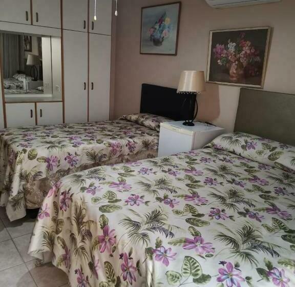 Апартаменты 1 Спальня, Jothams Bed & Breakfast Or Self Catering