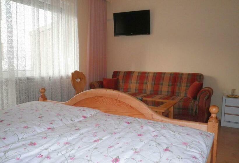 Quarto Estandar, B&b Haus Seethaler   Kein