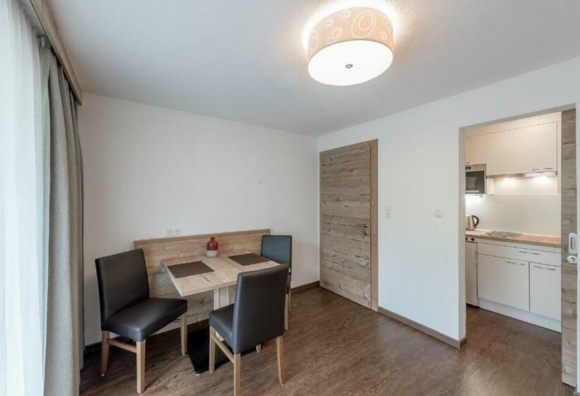 Apartamento 1 Dormitório com Sacada, Rechenau Living & Relax