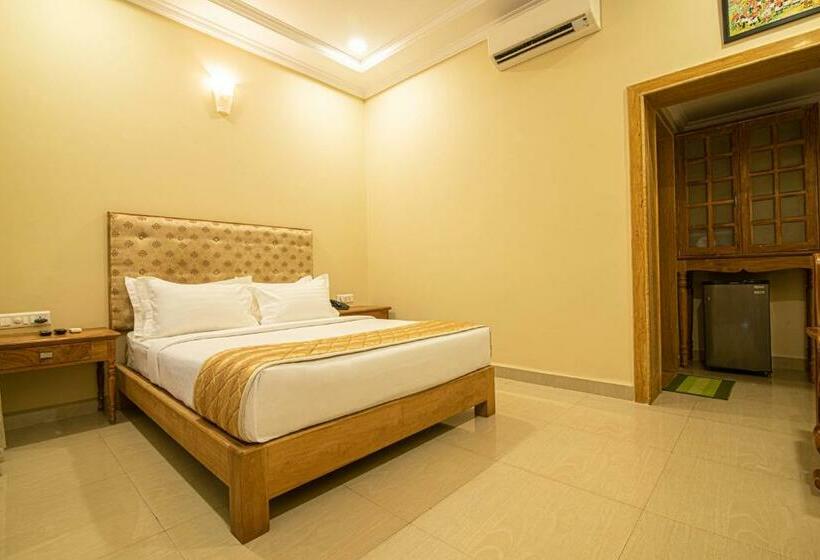 Номер Deluxe, The Grand Leoney Resort