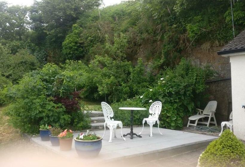 Студио Стандарт с Балконом, Rocklands House Bed And Breakfast