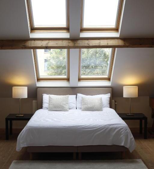 استودیو خانوادگی, Antwerp B&b