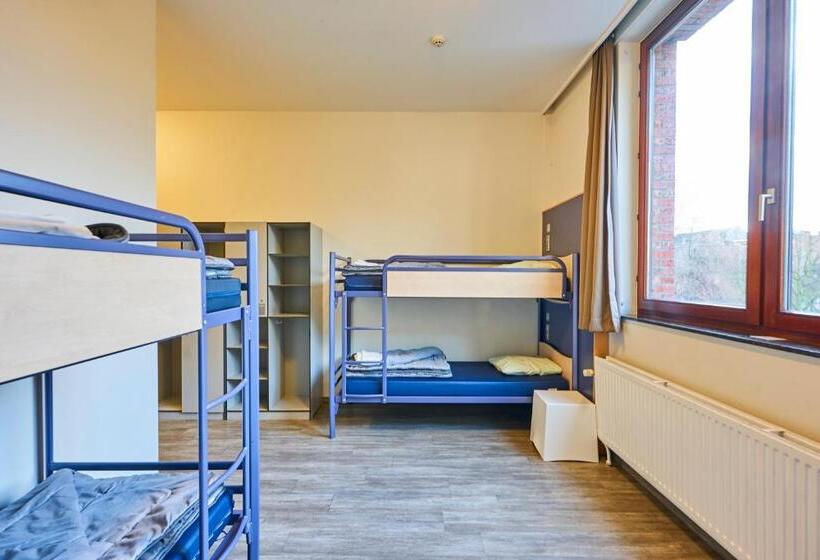 اتاق خانوادگی, Generation Europe Youth Hostel