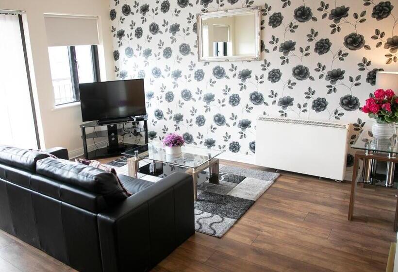 Апартаменты 2 Спальни, Arch House B&b & Apartments